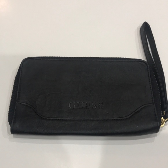guess studded wristlet - Picture 3 of 6